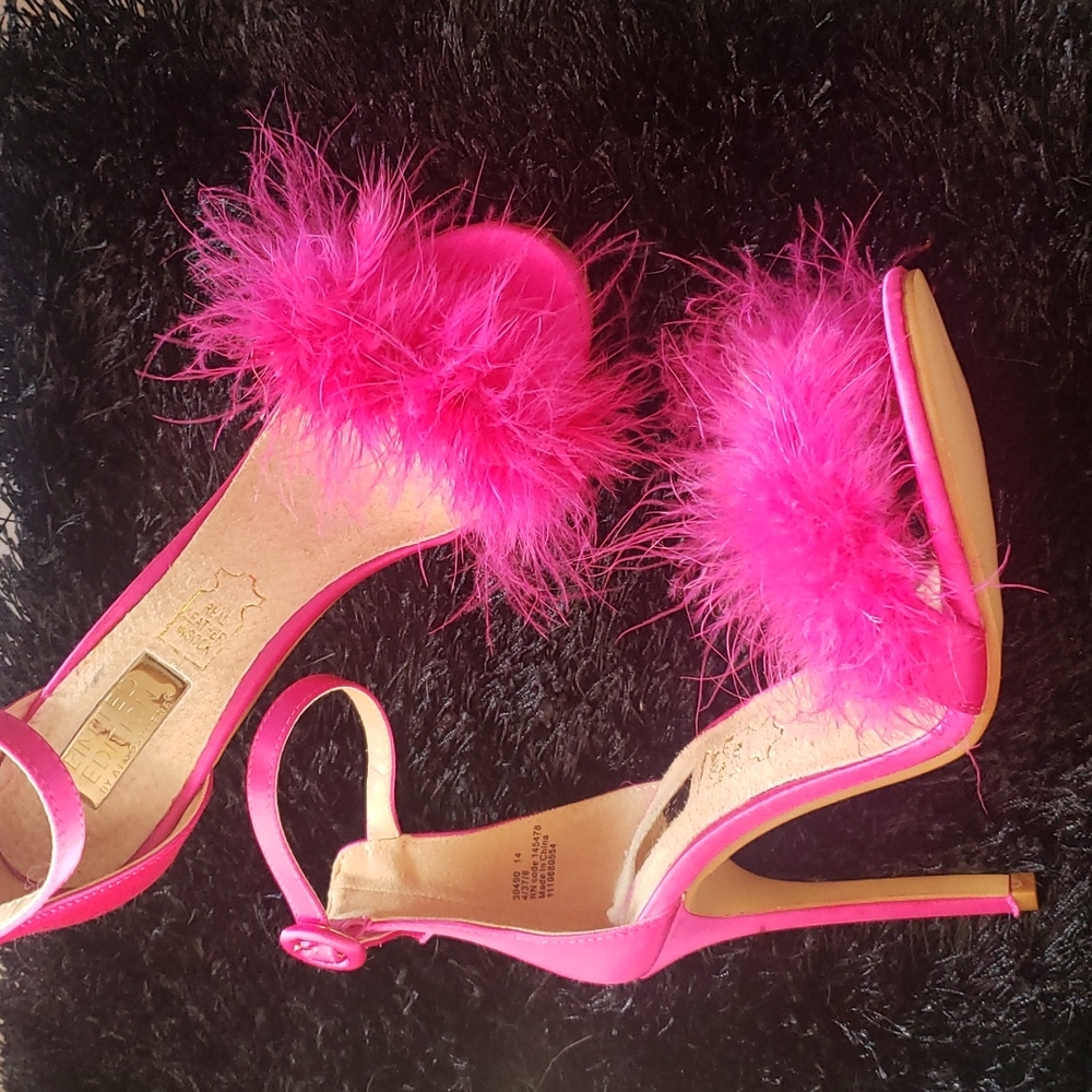 Fluffy High Heels 👠